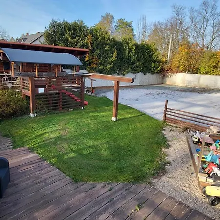 Family House 94 Apartman